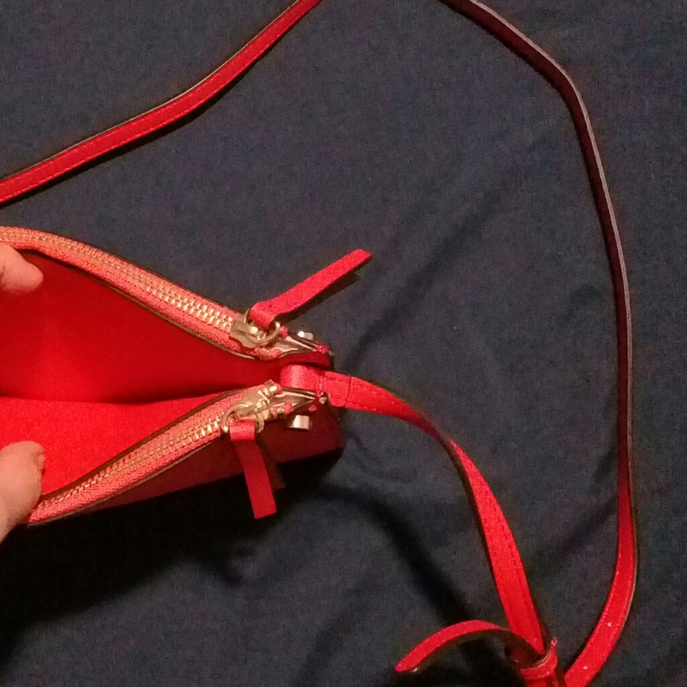 NWOT Red Nine West bag - Picture 4 of 8